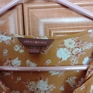 April Cornell Mustard and Cream Floral Accent